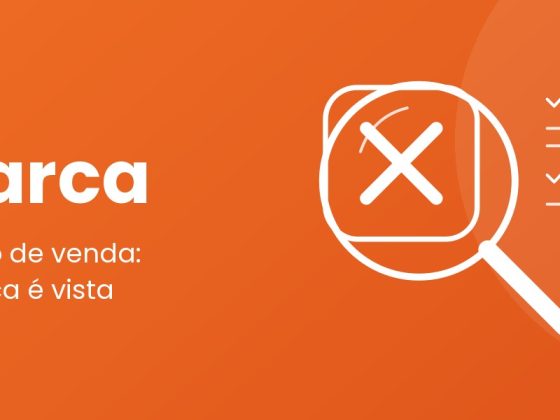 Diagnóstico de marca: lupa analisando um logotipo